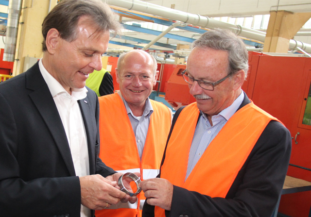 Bürgermeister Gerald Hackl Und Das SpÖ Stadtsenatsteam Besuchten Skf SpÖ Bezirksorganisation Steyr 1147